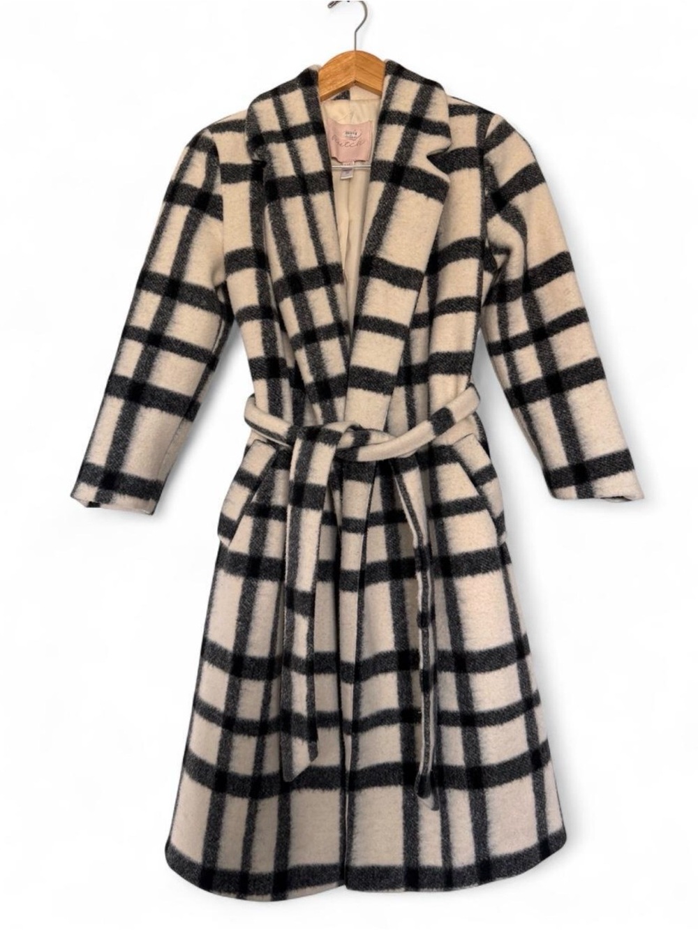Hutch Black & Cream Plaid Wrap Robe